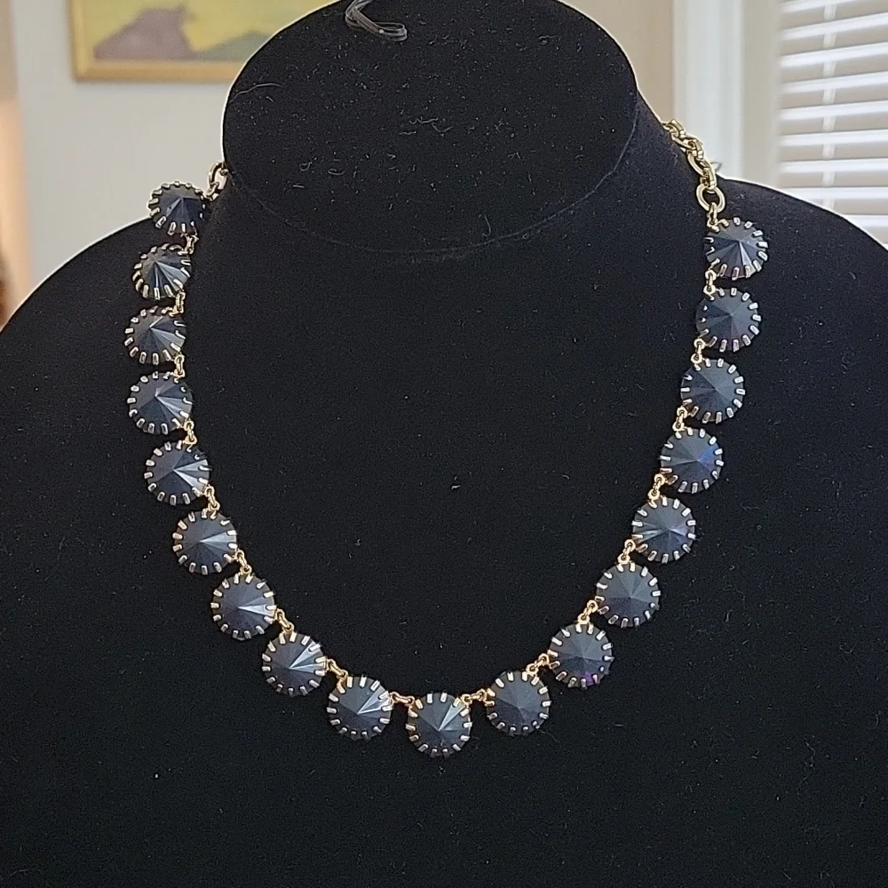 J Crew Venus Flytrap goldtone necklace with midnight blue acrylic stones - Picture 4 of 5